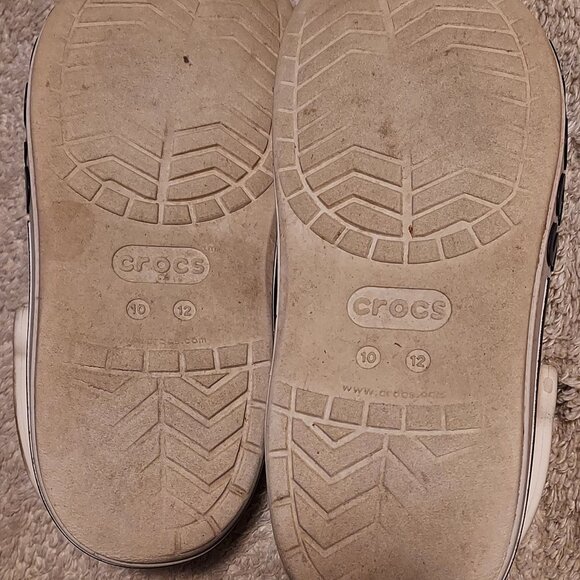 2 pair men's used Crocs size 10 - Picture 7 of 9